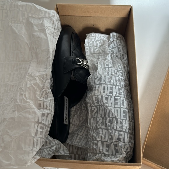 Steve Madden Womens Kalista Leather Quilted Flats - 7.5 Medium  / Black Leather - Picture 7 of 9